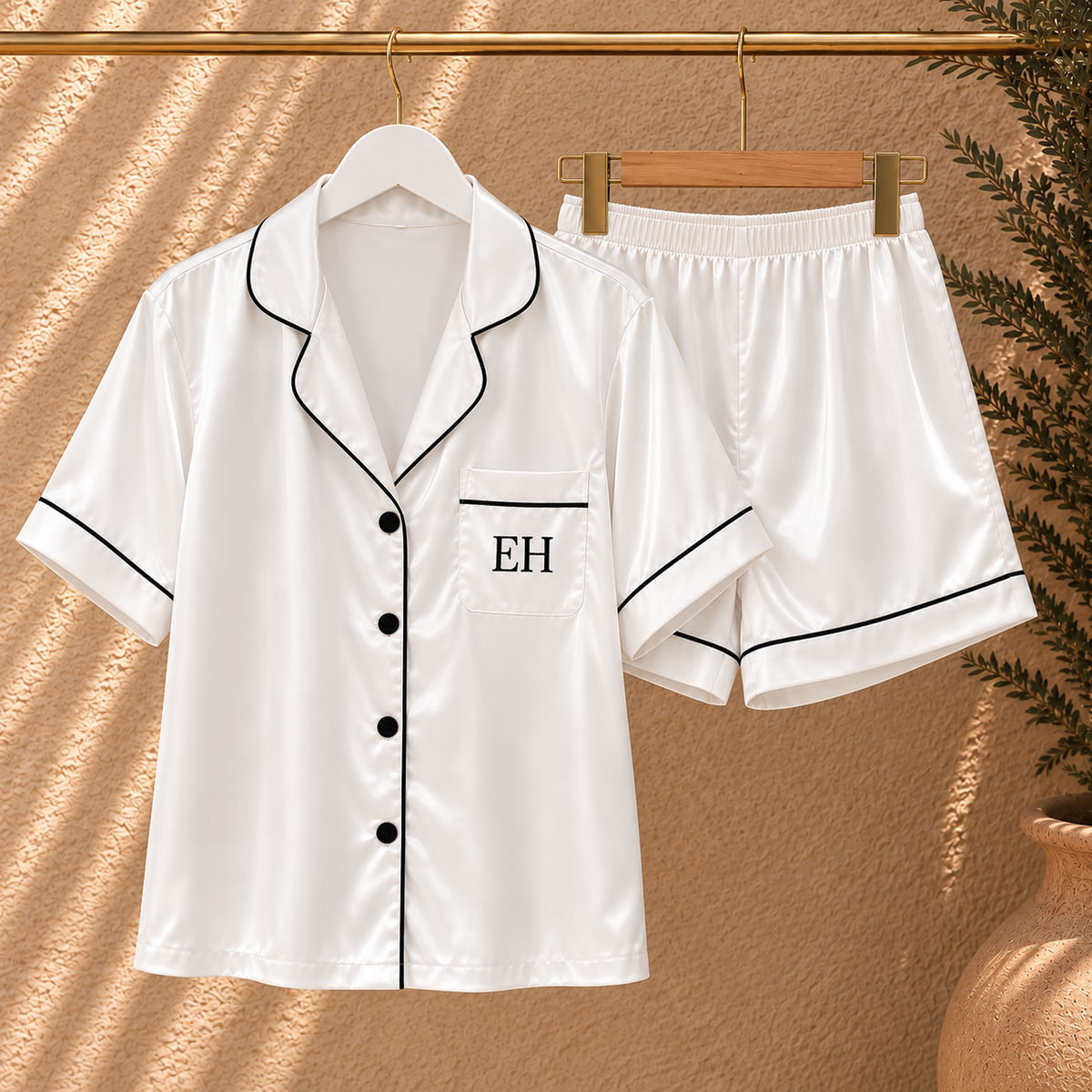 Gepersonaliseerde satijnen pyjamaset | Eigen initialen